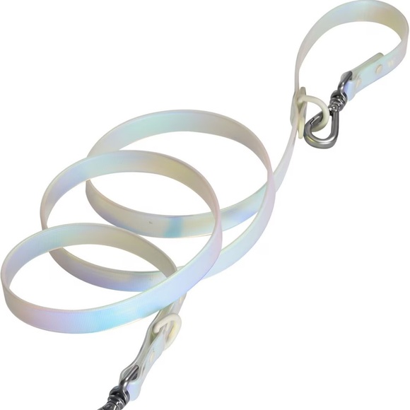 NWT Wild One Holographic Adjustable Waterproof Flex-Poly Coated Nylon Dog Leash - Picture 9 of 9